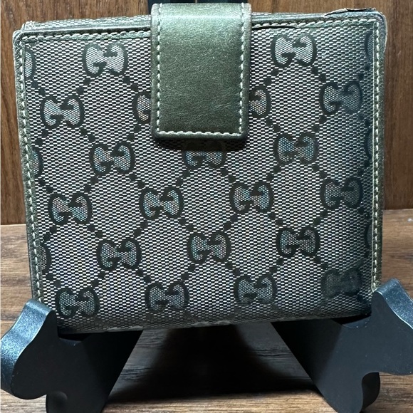 Gucci Wallet made in Italy. - Picture 10 of 11